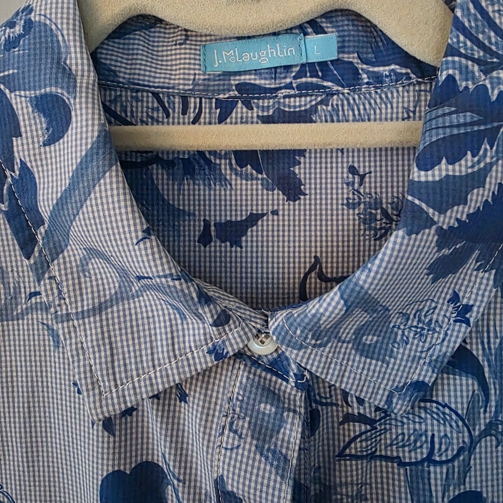 J Mclaughlin Blouse - image 4